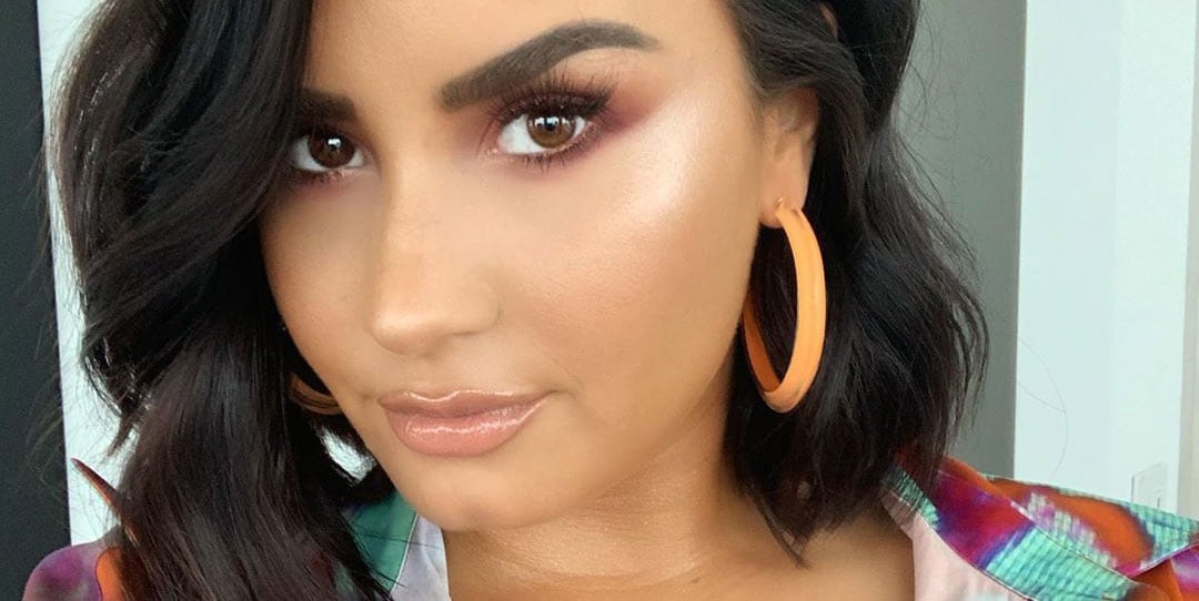 Demi Lovato Makeup Sparkle Look