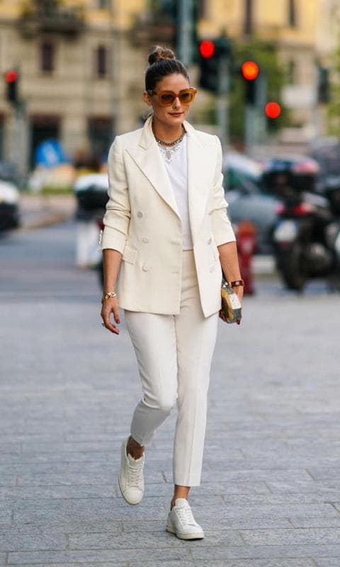 How to wear white pants in fall and winter: An influencers' guide - Photo 1