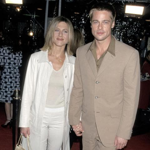 Jennifer Aniston And Brad Pitt S Best Style Moments Over The Years Photo 1 Trouvez des cliches et des images libres de droits avec istock. jennifer aniston and brad pitt s best