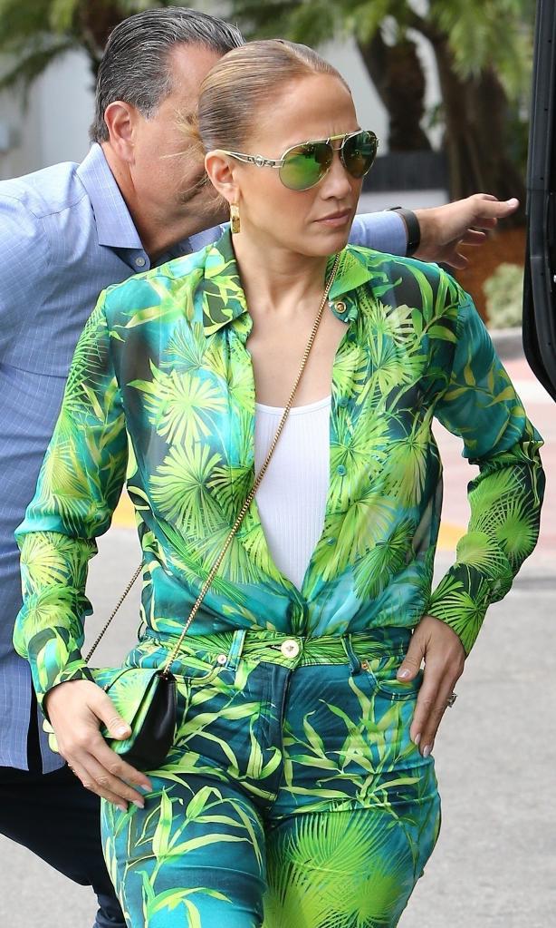 Jennifer Lopez gives us a sporty version of her iconic ...