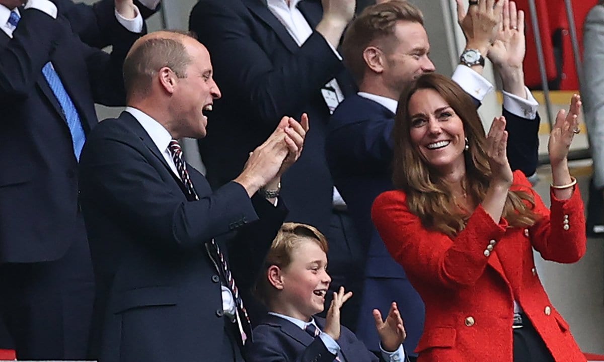 All the best photos of Prince George, Prince William and Kate Middleton at Euro  2020 game - Photo 1